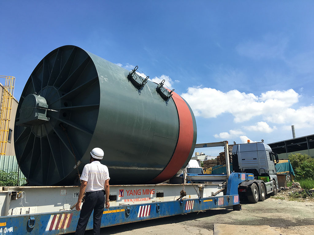 本公司占地廣闊可囤放機器設備